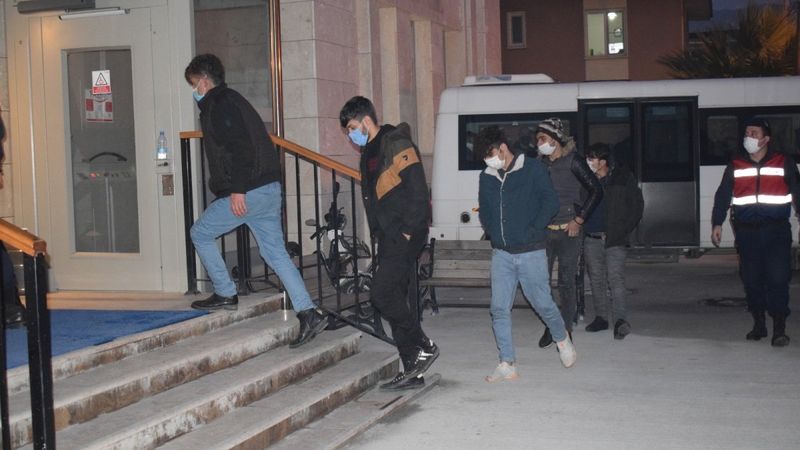 İtalya diye, Aydın’a bırakıldılar