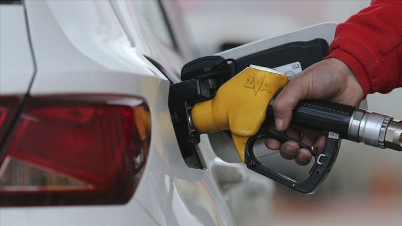 Benzine 11 kuruş zam