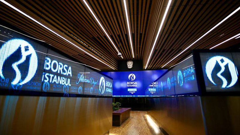 Borsa İstanbul günü rekorlarla tamamladı