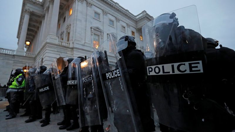 ABD Kongre Binası yakınında 2 adet bomba bulundu