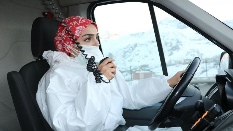 Hakkari’nin ilk ve tek kadın ambulans şoförü