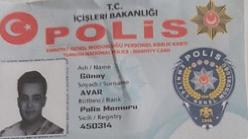 İzmir'de kazada ölen motosiklet sürücüsünden sahte polis kimliği çıktı