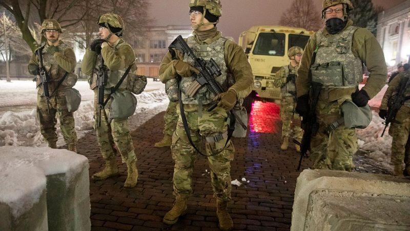 ABD Savunma Bakan Vekili: Washington'da Ulusal Muhafızların tamamı aktif