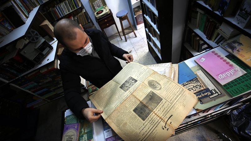 Kitap sevdalısı Düzceli genç, harçlıklarıyla kütüphane oluşturdu