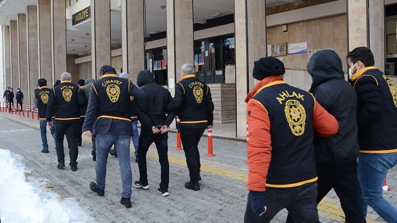 Malatya ile Ankara arasında fuhuş ağı: Şebeke çökertildi