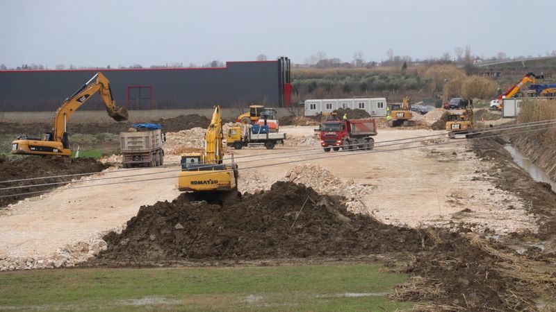 Arnavutluk’ta Türkiye’nin söz verdiği hastanenin yapımına başlandı
