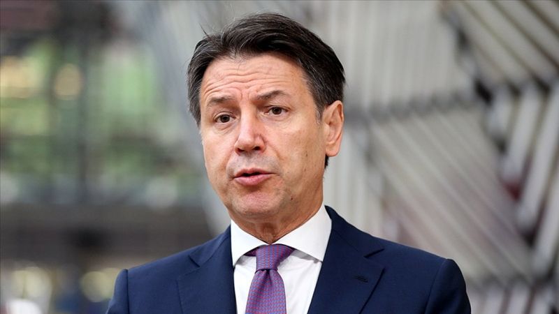 İtalya Başbakanı Giuseppe Conte istifa etti