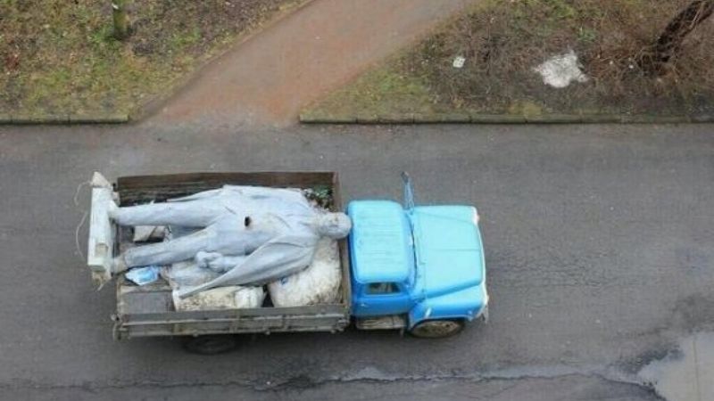 Ukrayna'da Lenin heykeli kalmadı