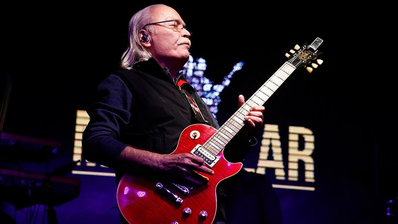 Cahit Berkay'dan CHP'den istifa eden vekillere tepki