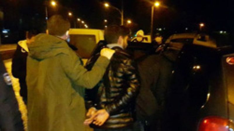 Edirne'de havaya ateş açıp polisten kaçan 2 kişi yakalandı