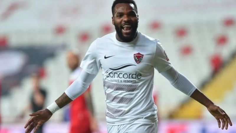 Başakşehir’den Hatayspor'a Boupendza teklifi