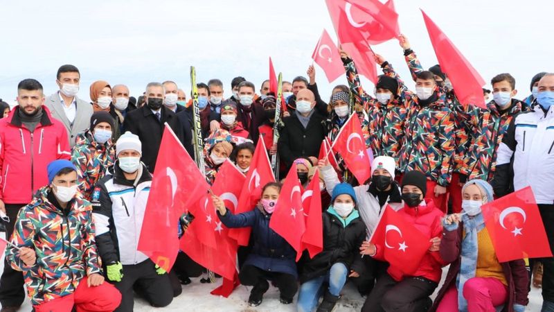 Ağrı Dağı, 6 yıl sonra resmi tırmanışlara törenle açıldı