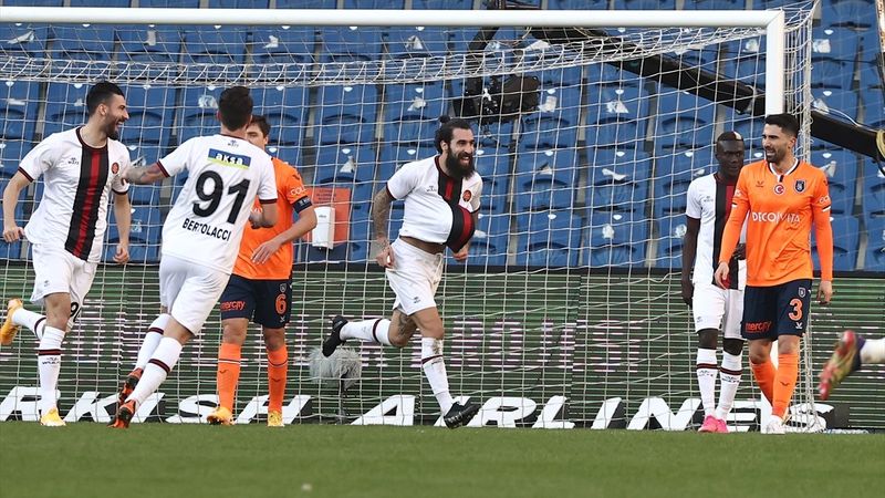 Başakşehir, Fatih Karagümrük'e de yenildi