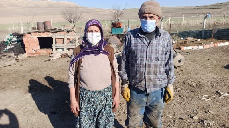 Ankara'da, koyunları yanan Ayşe Teyze'nin gözyaşları sel oldu