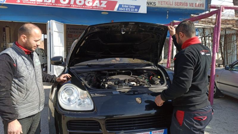 Siirt'te milyonluk Porsche’ye LPG takıldı