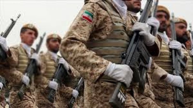 İran, ülkenin güneybatısında askeri tatbikat başlattı