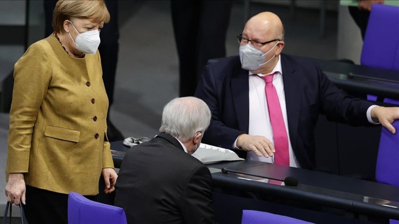 Koronavirüs kısıtlamaları Alman ekonomisini olumsuz etkiledi