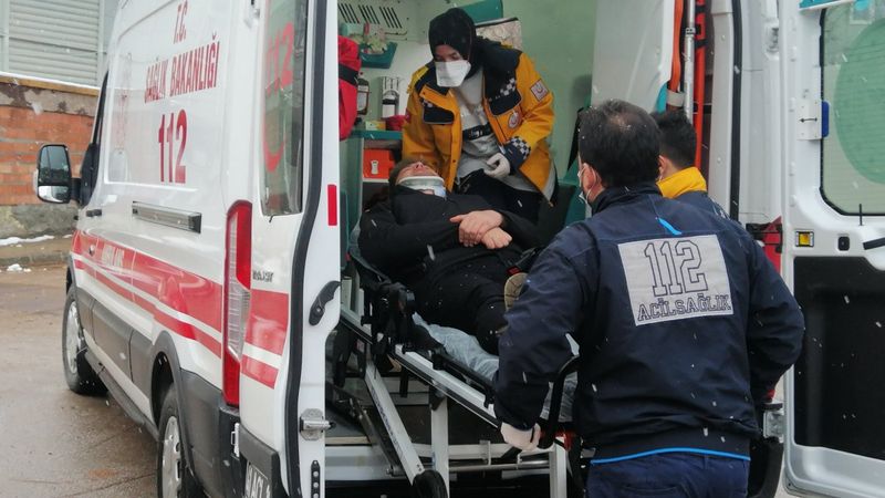 Kocaeli'de kazada yaralanan genci babaannesi bile sakinleştiremedi