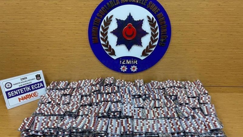 İzmir'de uyuşturucu operasyonlarında 23 tutuklama