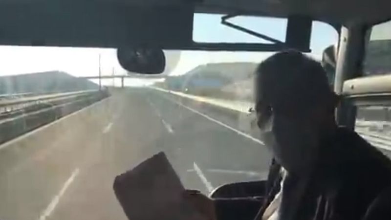 Faik Öztrak, Türkiye’nin ilk akıllı otoyolunu kullandı