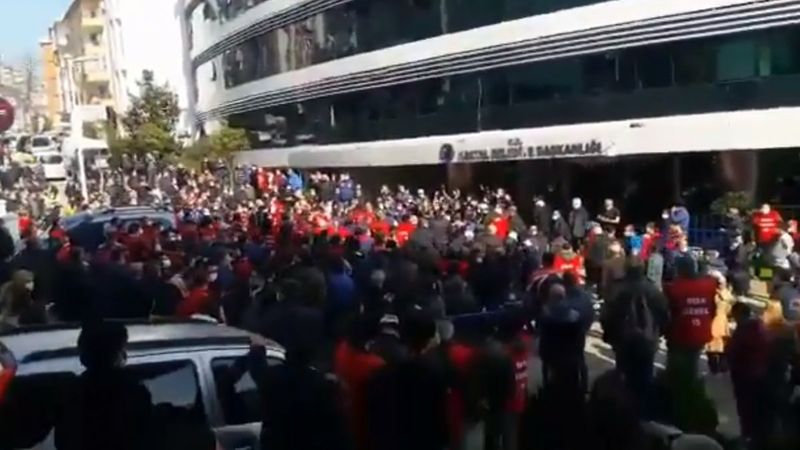 CHP'li Kartal Belediyesi'nde de işçilerden grev kararı