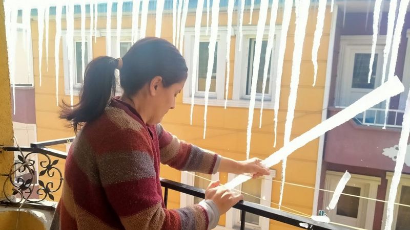 Ağrı'da buz sarkıtları, 3 metre oldu