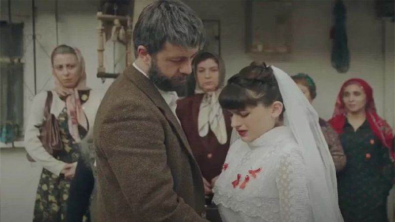 Kırmızı Oda Kumru'nun üvey babası kimdir? Fırat Topkorur kaç yaşında, nereli, hangi dizilerde oynadı?