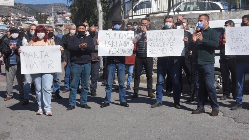 İzmir'de mahalleli, kentsel dönüşüm imar planına tepkili