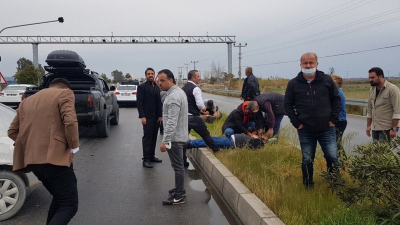 Antalya'da iki araç kaza yaptı, yaralılara müdahalede ilk yardım karmaşası yaşandı