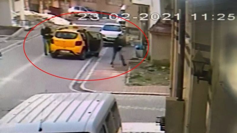 Esenyurt’ta taksiciyi gasbetti