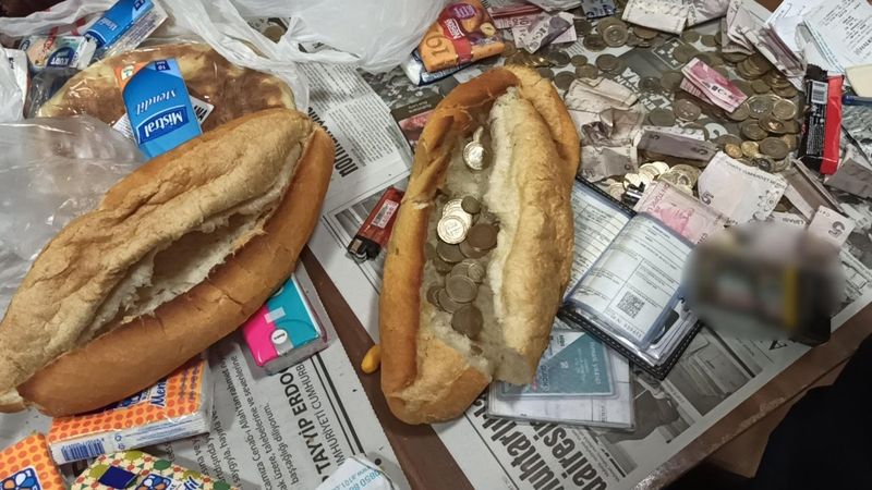 Çorum'da dilenci operasyonu: Ekmek içinden paralar çıktı