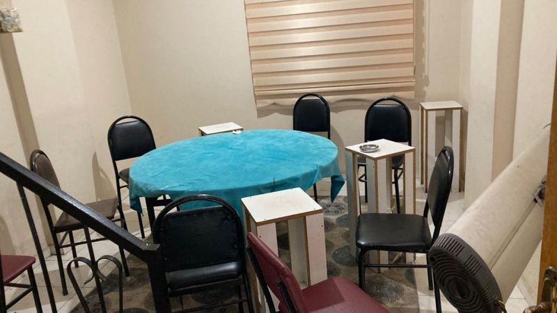 Sakarya'da koronavirüsü unutup kumar oynayanlara polis baskını