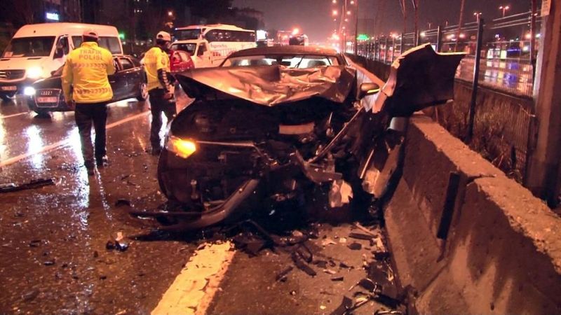 E-5’te alkollü sürücü kazaya neden oldu