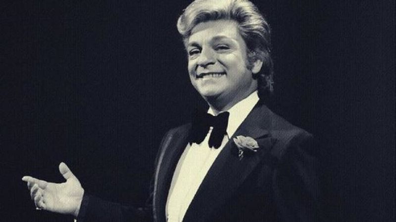 Zeki Müren kimdir? Sanat Güneşi Zeki Müren ne zaman ve neden öldü?