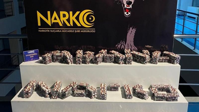 Adana’da 13 bin 678 yeşil reçeteli hap ele geçirildi