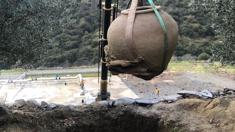 Aydın'da kaçak kazıdan tarihi küp çıktı