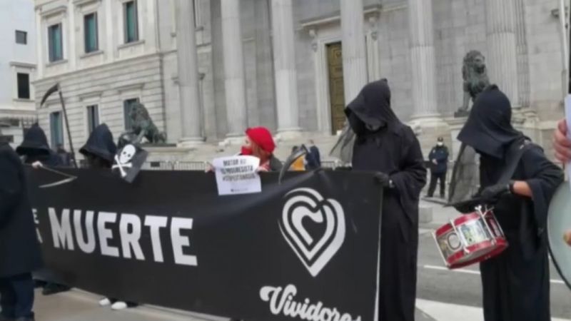 İspanya’da ötanazi yasası kabul edildi