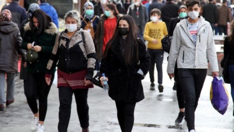 Vaka sayılarının arttığı Kayseri'de caddelerde yoğunluk