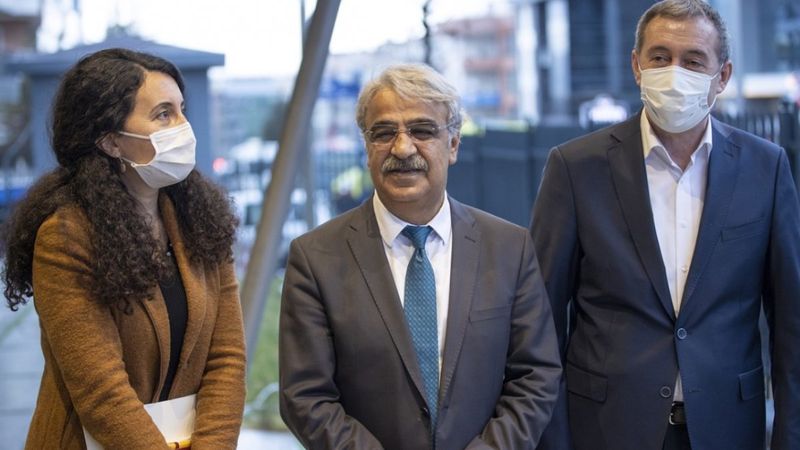 HDP'den Ahmet Davutoğlu'na ziyaret