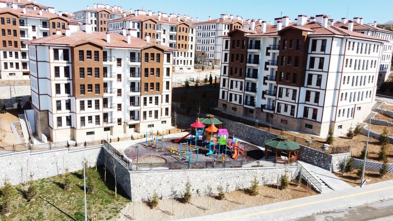 Malatya’da depremzedeler için yapılan konutlar teslim aşamasına geldi