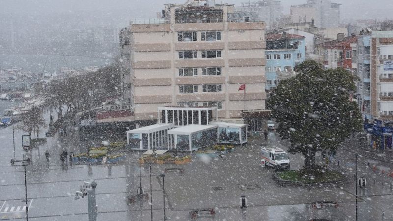 Çanakkale'de kar yağışı