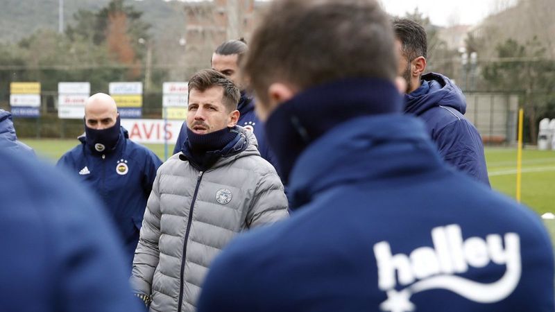 Emre Belözoğlu ilk idmanına çıktı