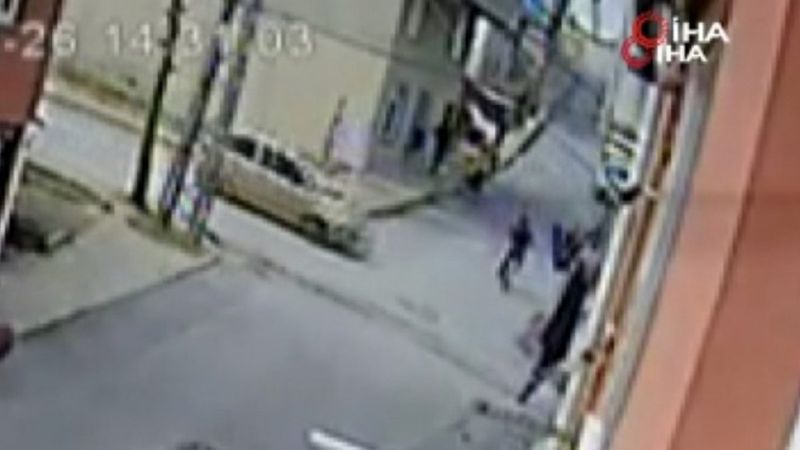 Arnavutköy’de bisikletli çocuğa otomobil çarptı