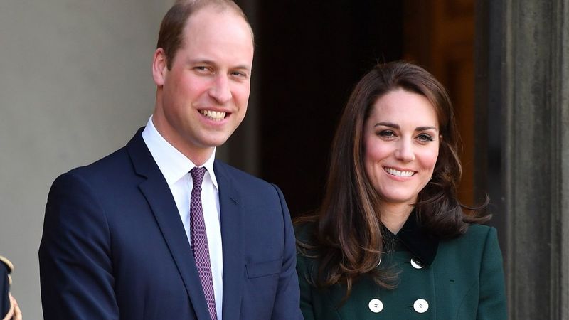 En seksi kel ünlüler seçildi