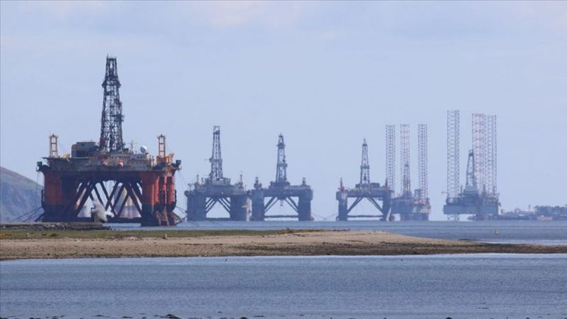 Brent petrolün varili 63,30 dolar