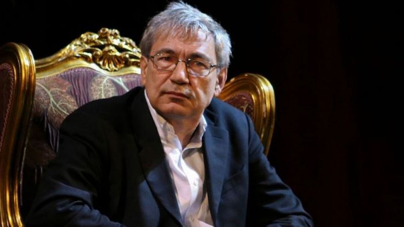 Orhan Pamuk: Korona hükümetin işine geldi
