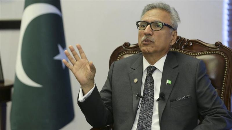 Pakistan Cumhurbaşkanı koronavirüse yakalandı