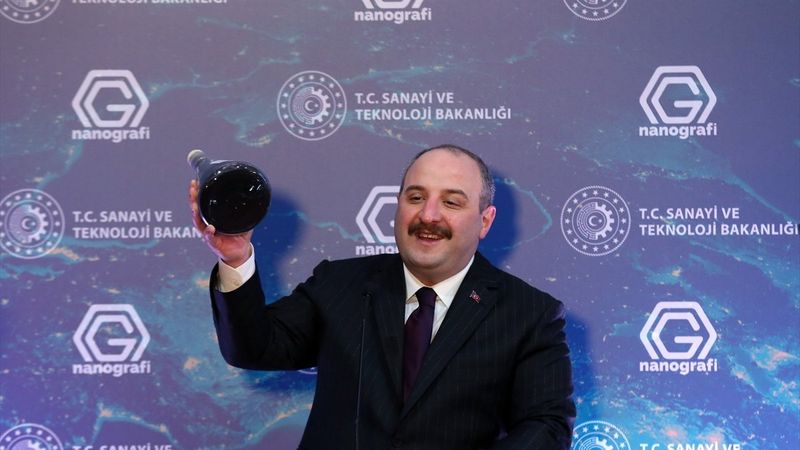 Mustafa Varank: Türkiye, grafeni seri üretebilen 10 ülkeden biri konumuna geliyor