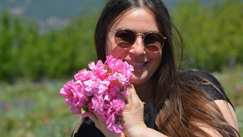 Isparta’da gül  suyuna ‘doğal ürün’ logosu