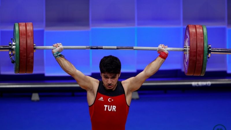 Avrupa Halter Şampiyonası'nda Muhammed Furkan Özbek'ten 2 altın madalya